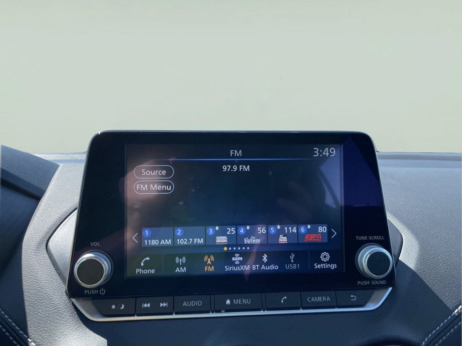 Used 2023 Nissan Sentra SV FWD image 26