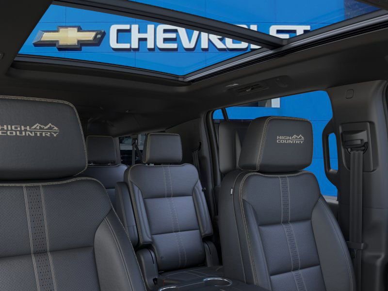 New 2025 Chevrolet Suburban High Country image 24