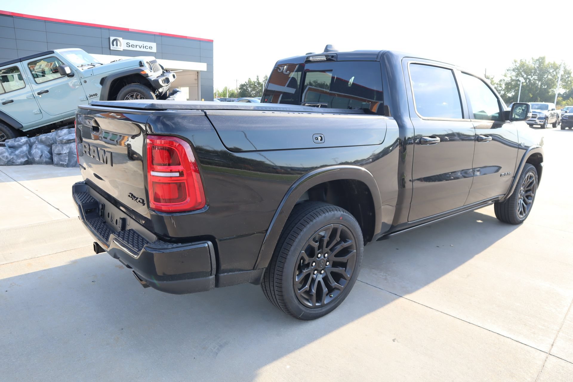New 2027 RAM 1500 Limited AWD/4WD image 23
