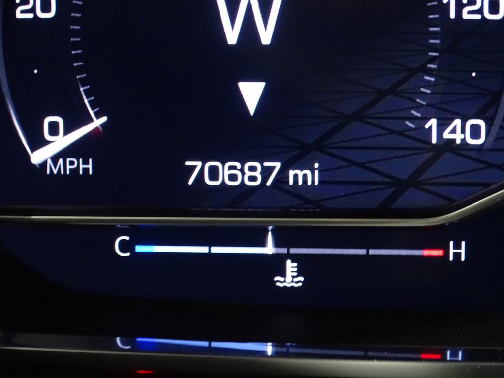 Used 2023 GMC Yukon SLE image 43