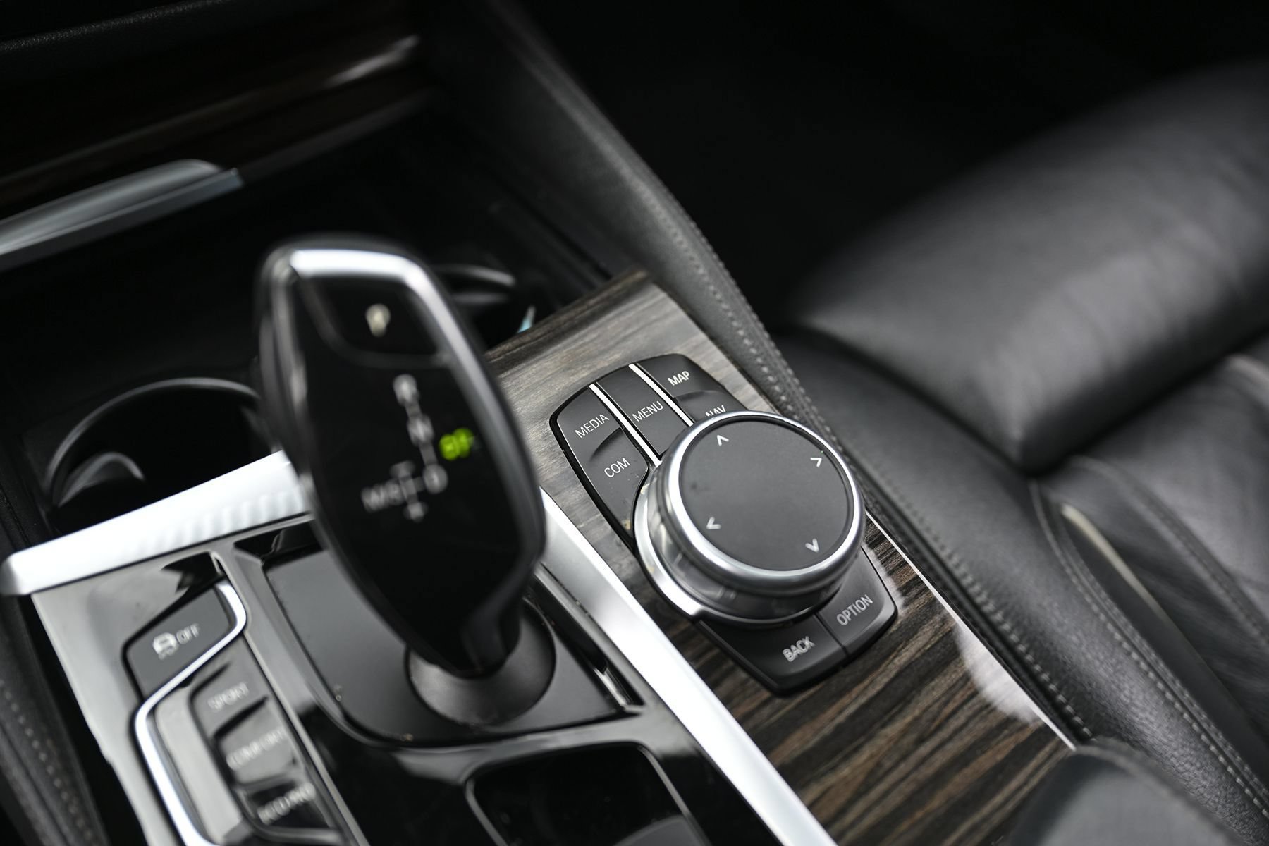 Used 2018 BMW 540i xDrive AWD/4WD image 27