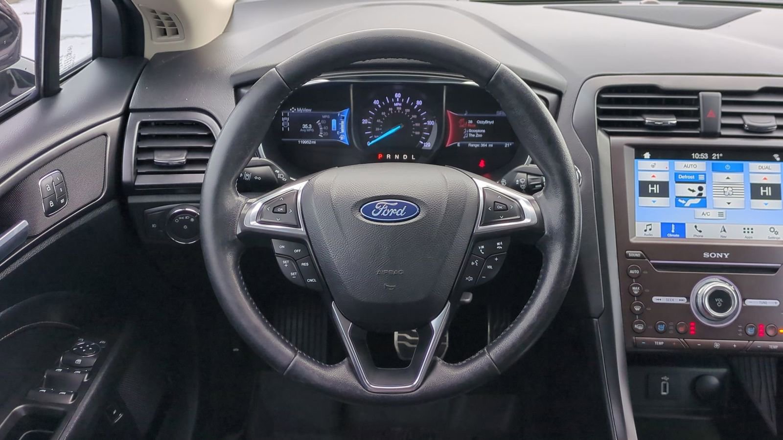 Used 2018 Ford Fusion Titanium image 24