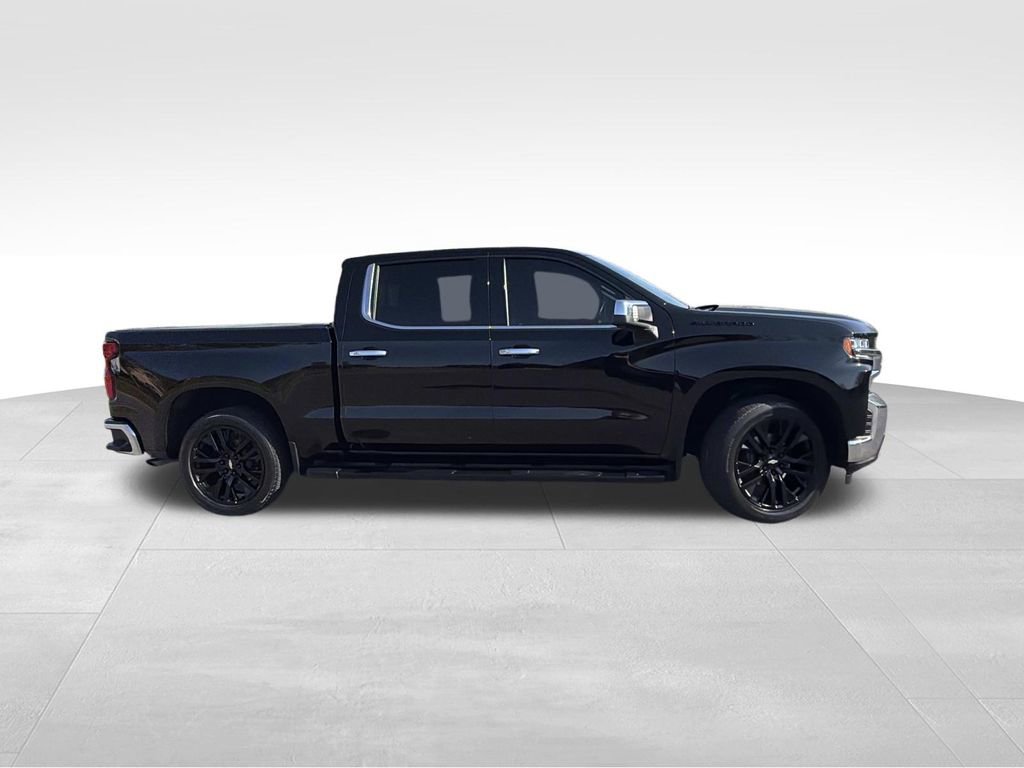 Used 2022 Chevrolet Silverado 1500 LTZ w/ Technology Package AWD/4WD image 2