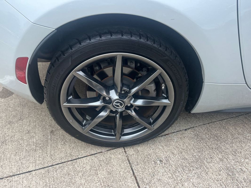 Used 2019 MAZDA MX-5 Miata Grand Touring image 12