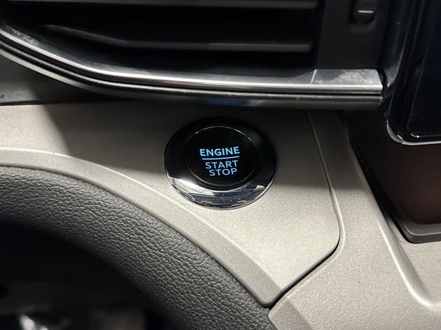 Used 2023 Ford Explorer XLT image 24