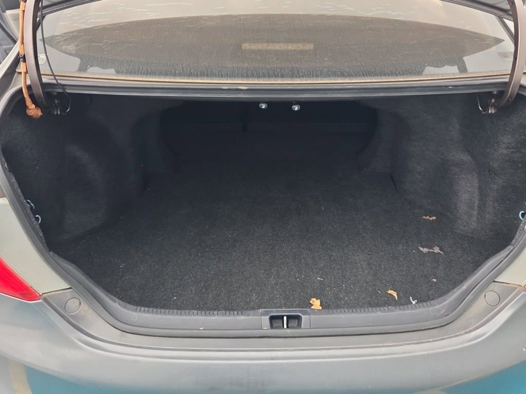 Used 2014 Toyota Camry XLE image 4