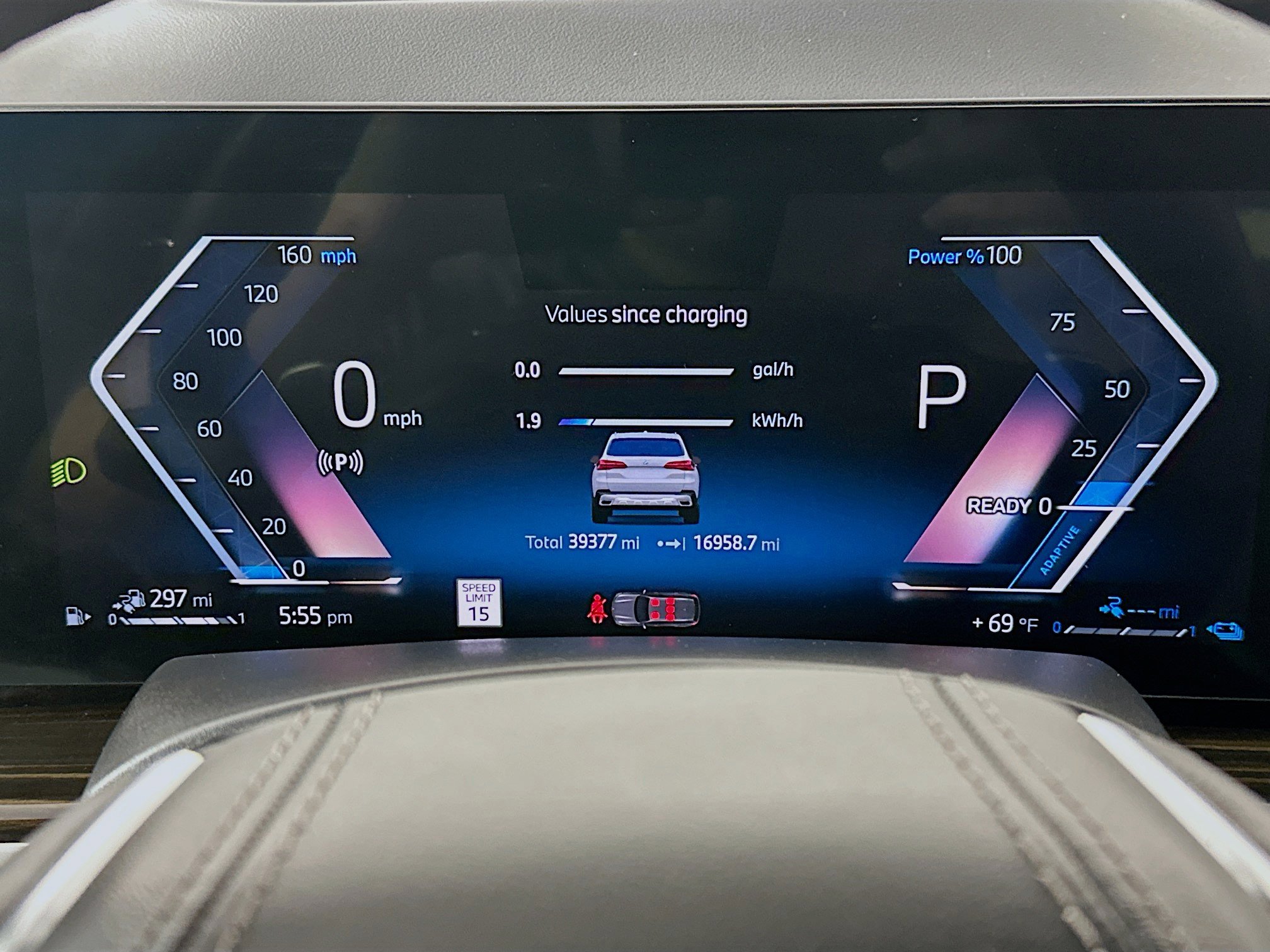 Used 2025 BMW X5 xDrive50e image 19