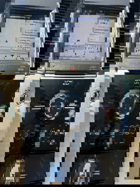 Used 2017 Ford Taurus Limited image 16