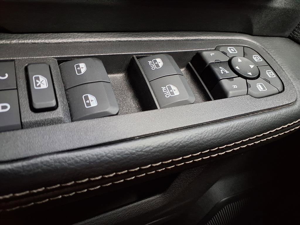 Used 2025 RAM 3500 Big Horn image 21