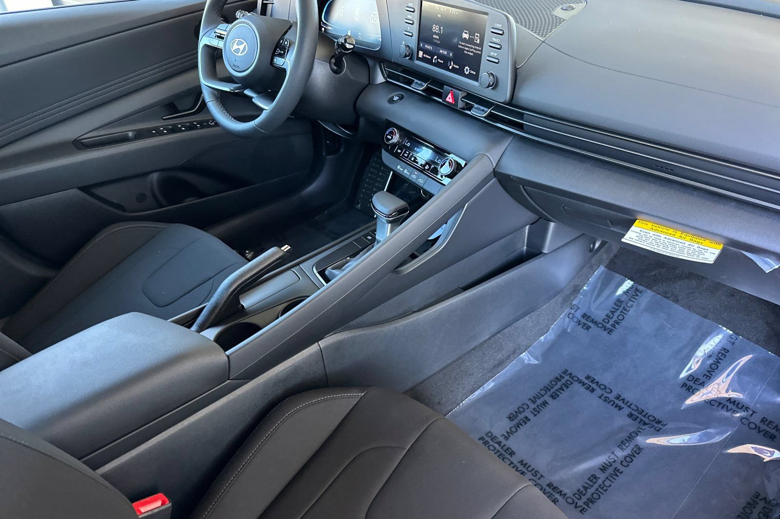New 2026 Hyundai Elantra Sport FWD image 14