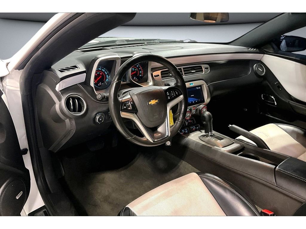 Used 2015 Chevrolet Camaro SS w/ RS Package image 15