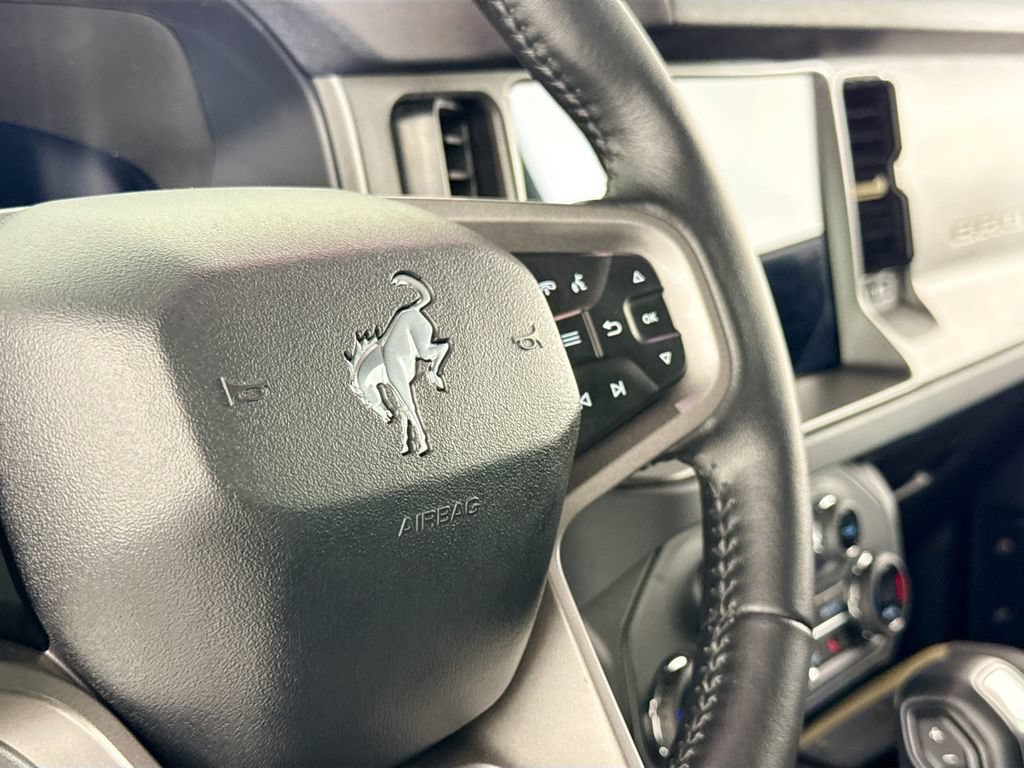 Used 2025 Ford Bronco Badlands AWD/4WD image 19