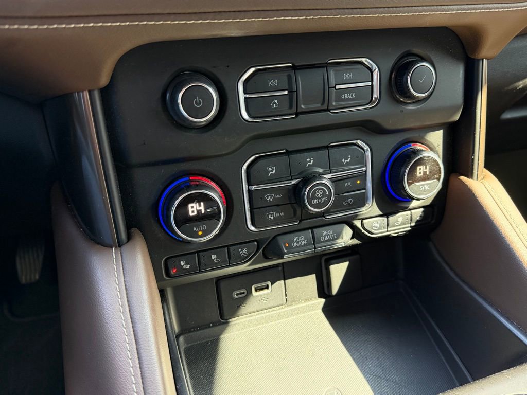 Used 2021 Chevrolet Tahoe High Country image 21