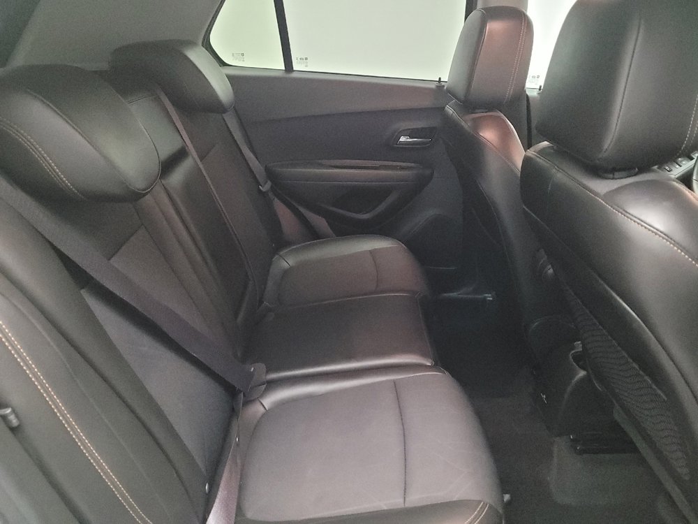Used 2017 Chevrolet Trax LT w/ LT Convenience Package image 19