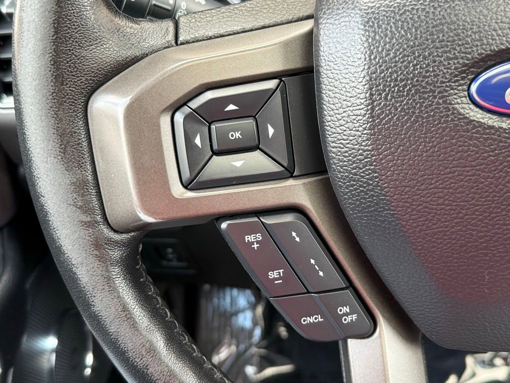 Used 2019 Ford Expedition XLT w/ Equipment Group 202A AWD/4WD image 28
