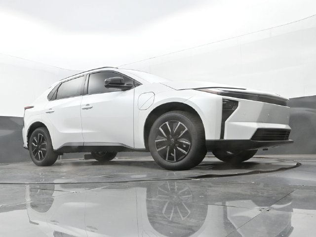 New 2026 Toyota bZ FWD image 23