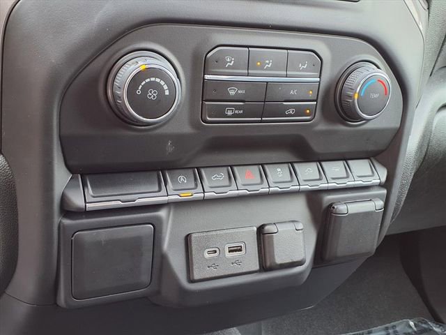 Used 2021 Chevrolet Silverado 1500 Custom image 7