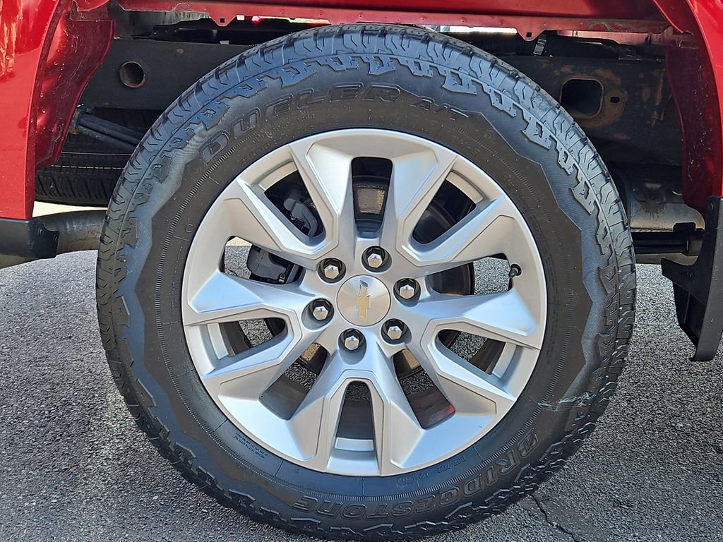 Used 2021 Chevrolet Silverado 1500 Custom w/ Safety Confidence Package AWD/4WD image 6