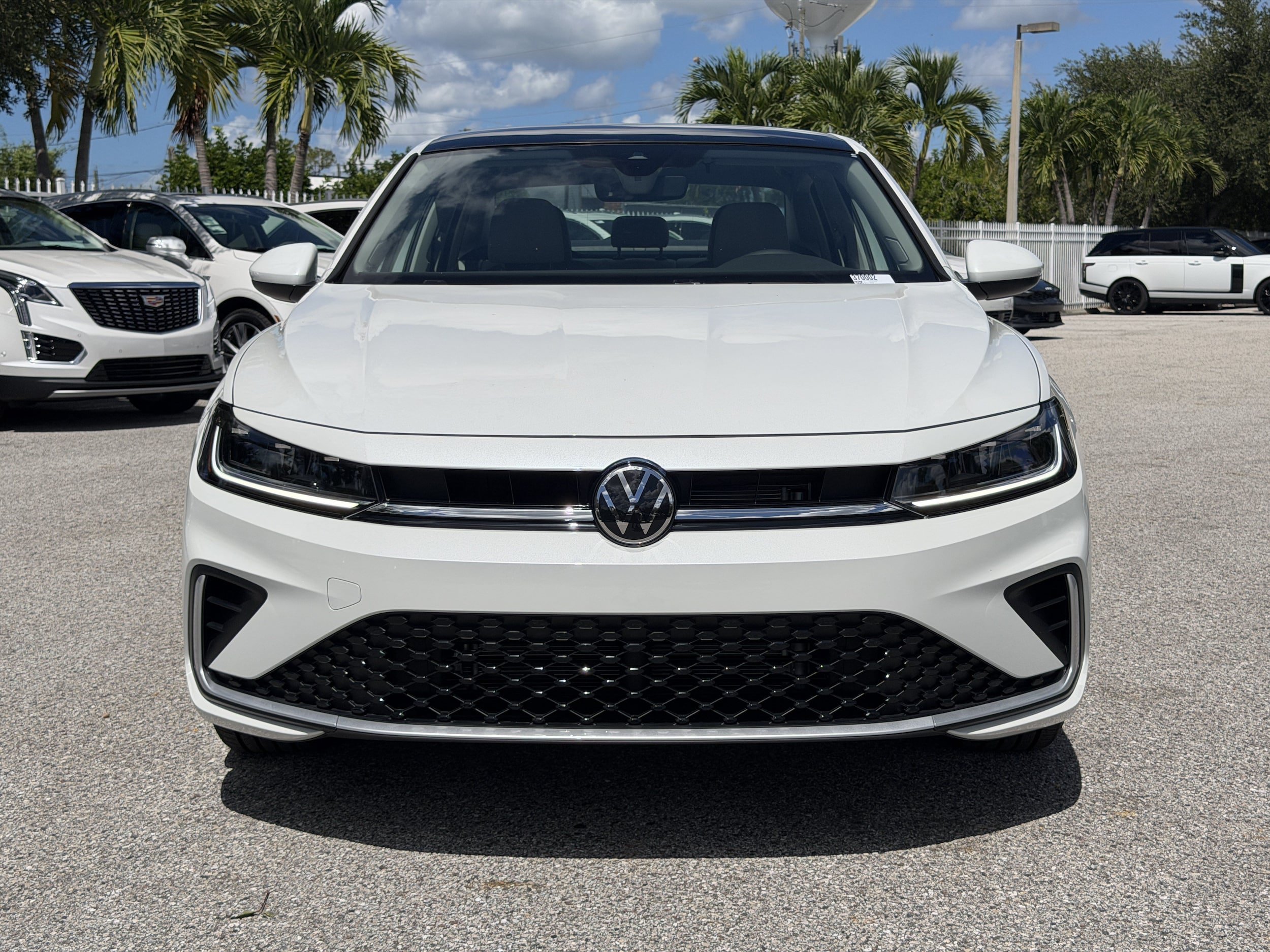 New 2027 Volkswagen Jetta SE FWD image 2