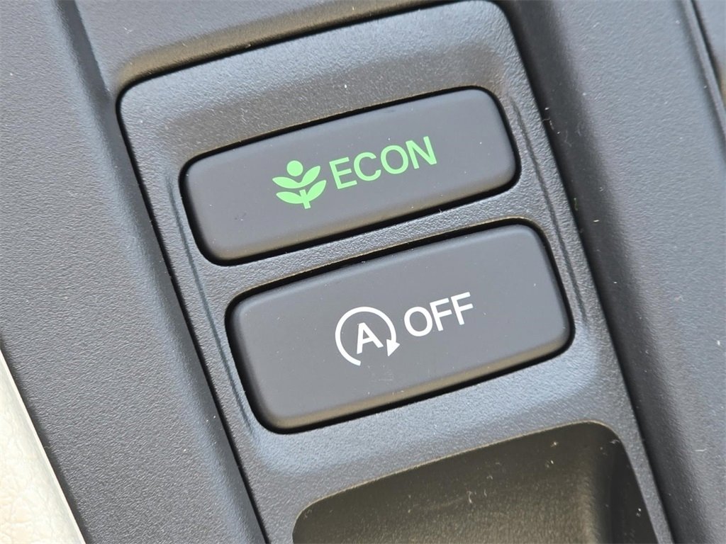 New 2025 Honda Accord SE image 9