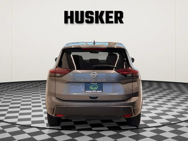 Used 2025 Nissan Rogue SV AWD/4WD image 6