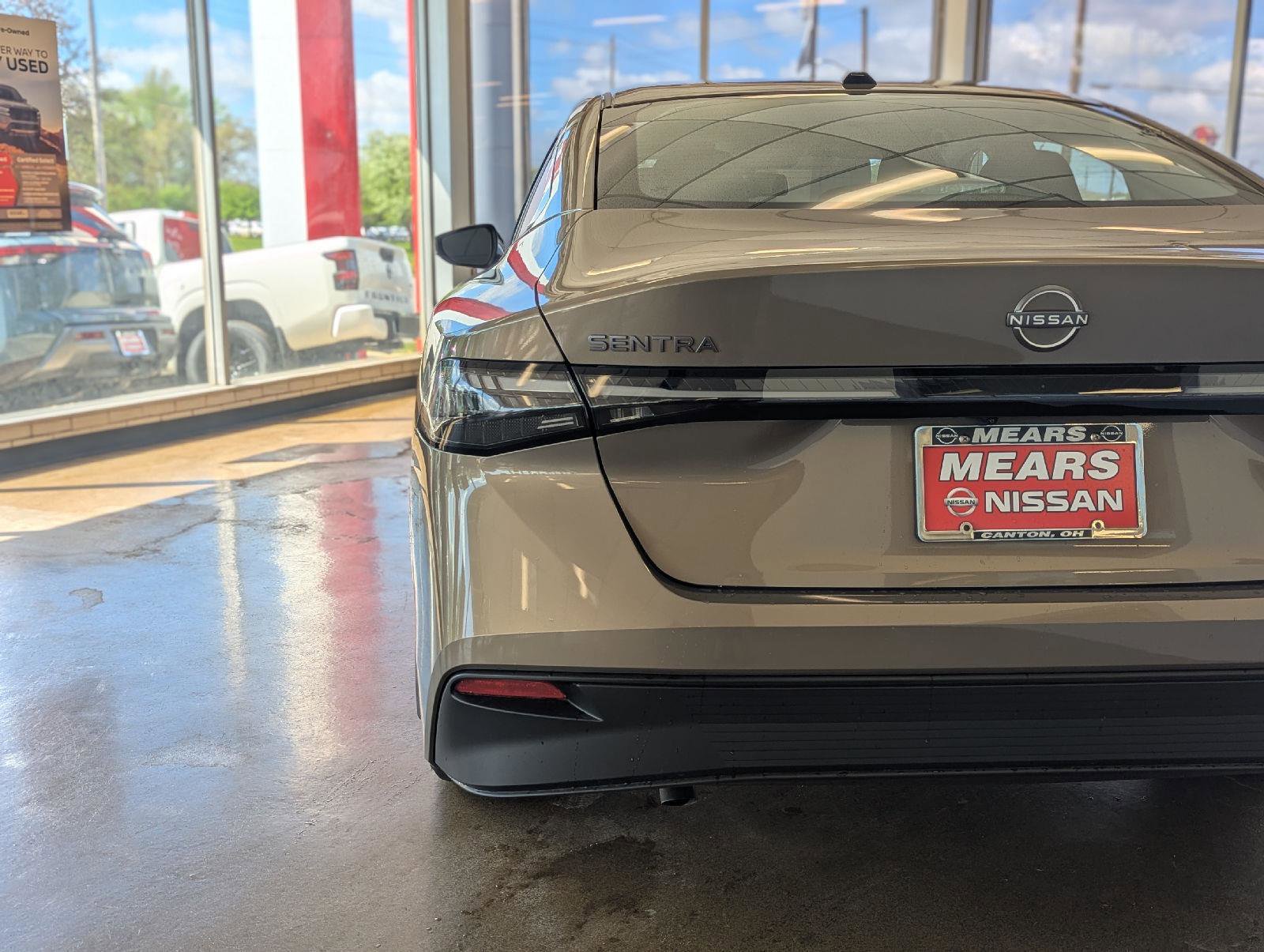 New 2026 Nissan Sentra SV FWD image 6