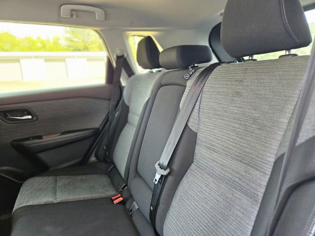 Certified 2023 Nissan Rogue SV FWD image 28