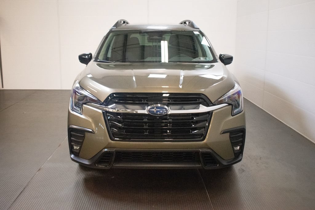 Certified 2026 Subaru Ascent Limited AWD/4WD image 2