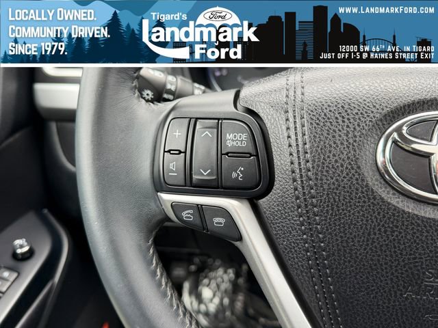 Used 2016 Toyota Highlander Limited AWD/4WD image 18