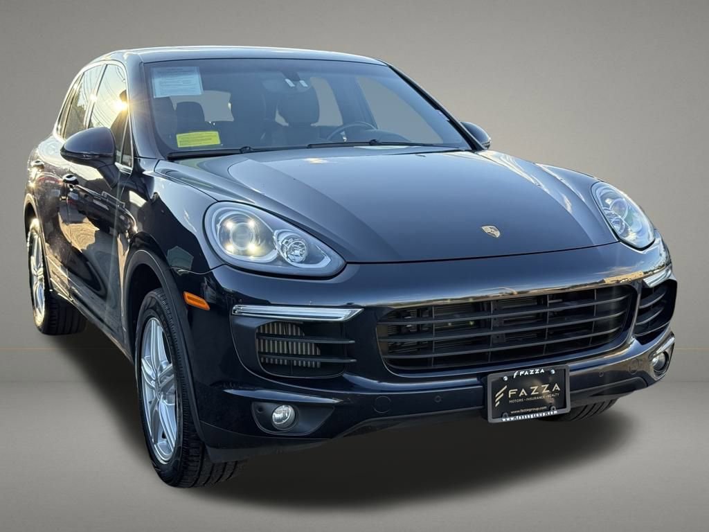 Used 2015 Porsche Cayenne S image 8