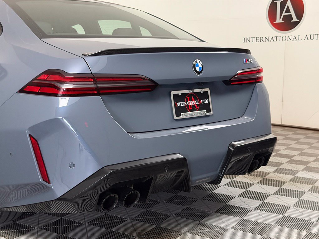Used 2026 BMW M5 w/ Carbon Package AWD/4WD image 10