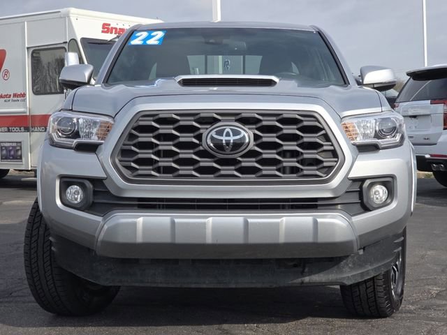 Used 2022 Toyota Tacoma TRD Sport w/ Technology Package RWD image 13
