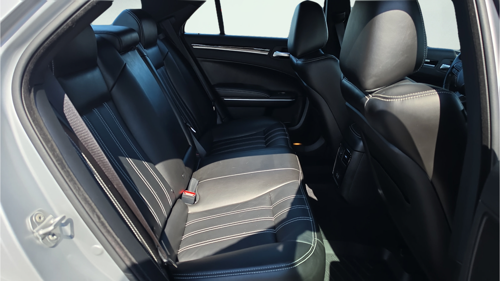 Used 2022 Chrysler 300 S RWD image 22