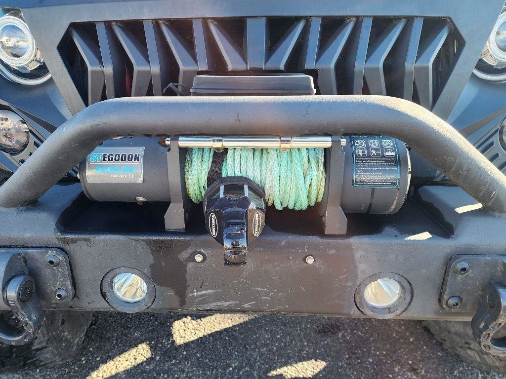 Used 2007 Jeep Wrangler Sahara AWD/4WD image 19