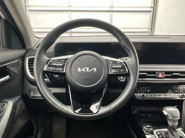 Used 2025 Kia Seltos S image 8