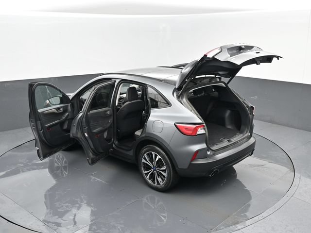 Used 2022 Ford Escape SE w/ SE Sport Appearance Package AWD/4WD image 29