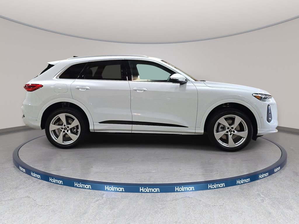 New 2026 Audi Q5 Premium Plus image 4