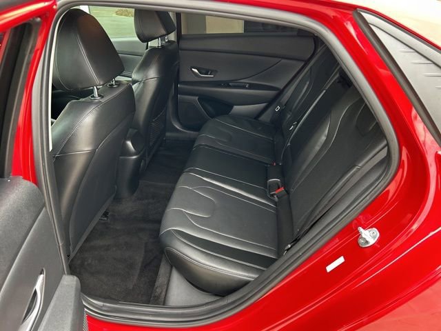 Certified 2023 Hyundai Elantra Limited image 24