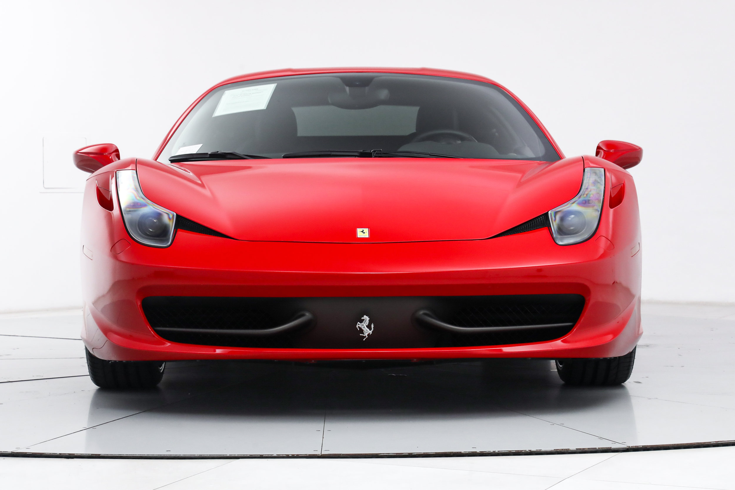 Certified 2015 Ferrari 458 Italia Coupe RWD image 11