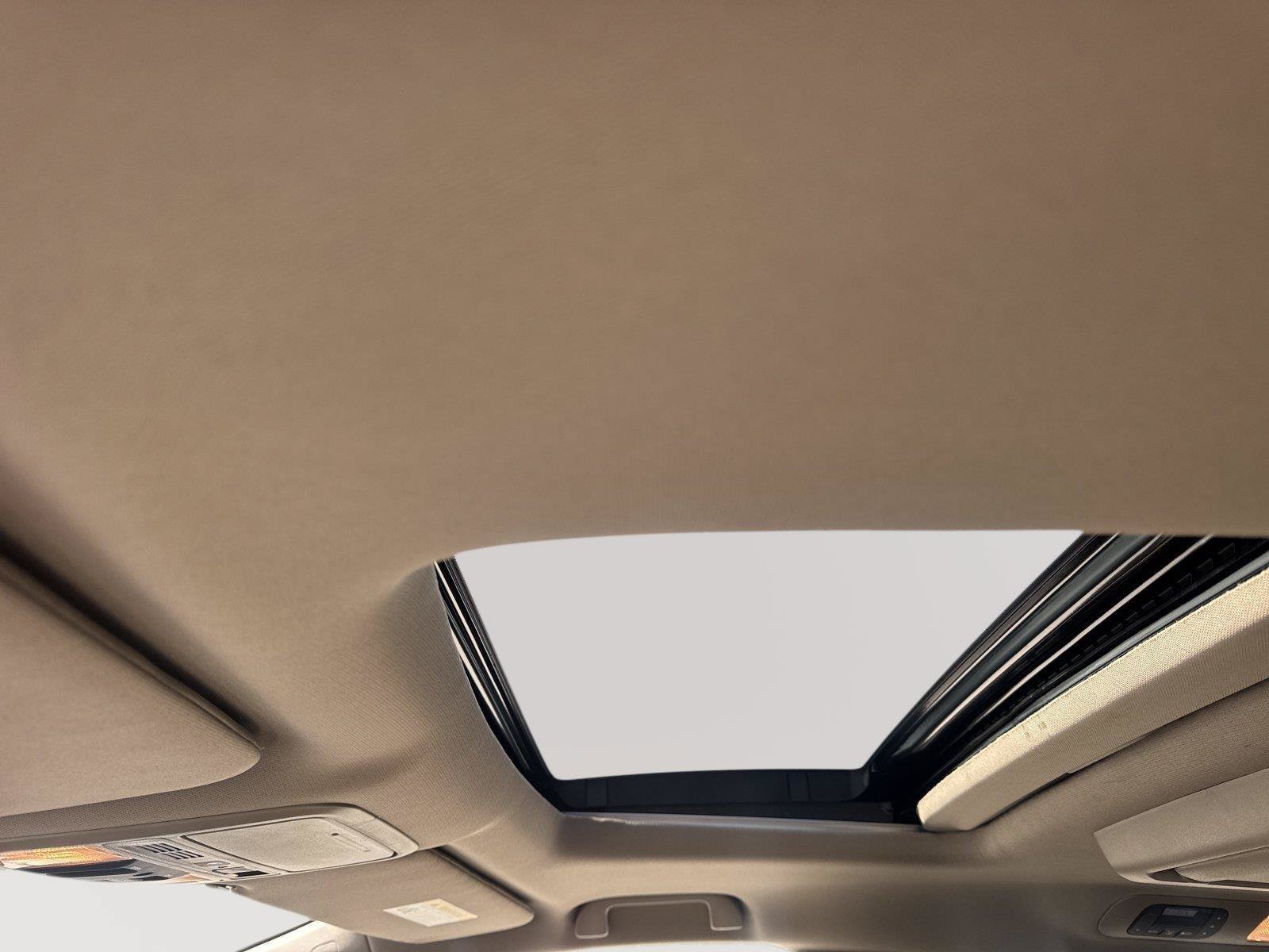 Used 2024 Honda Odyssey Touring image 10
