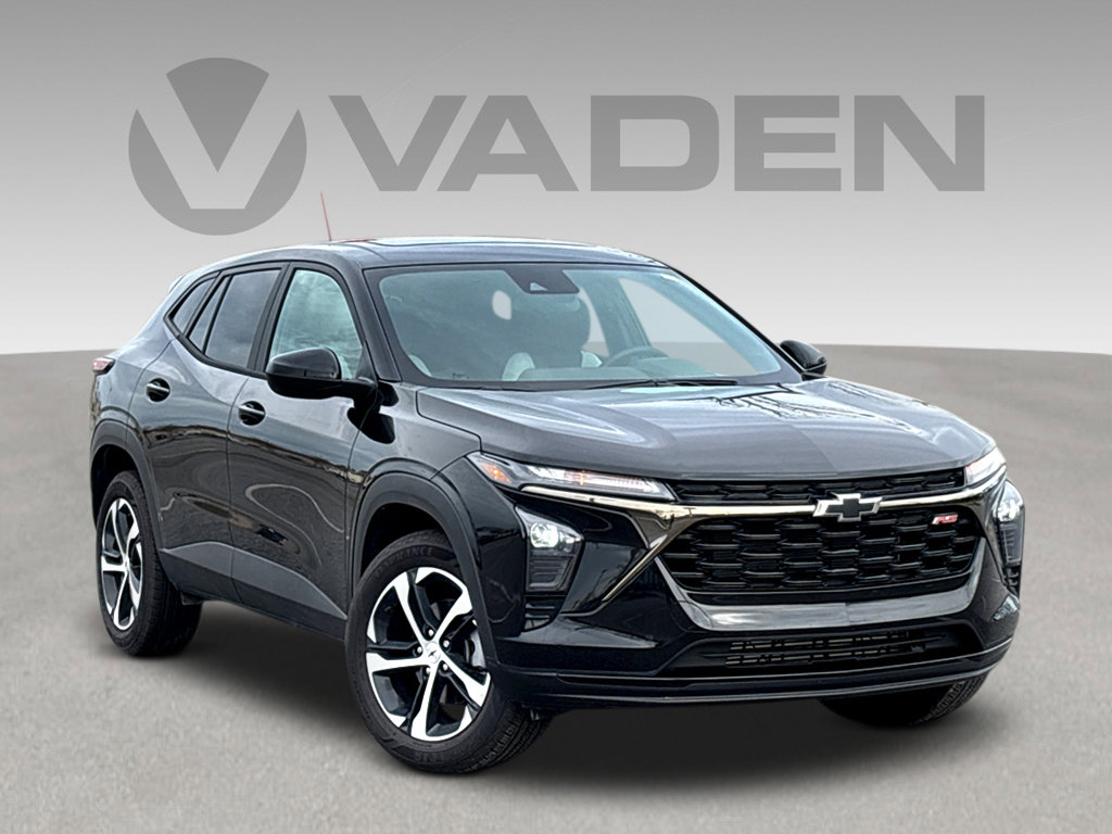 Used 2026 Chevrolet Trax RS w/ Sunroof Package image 1