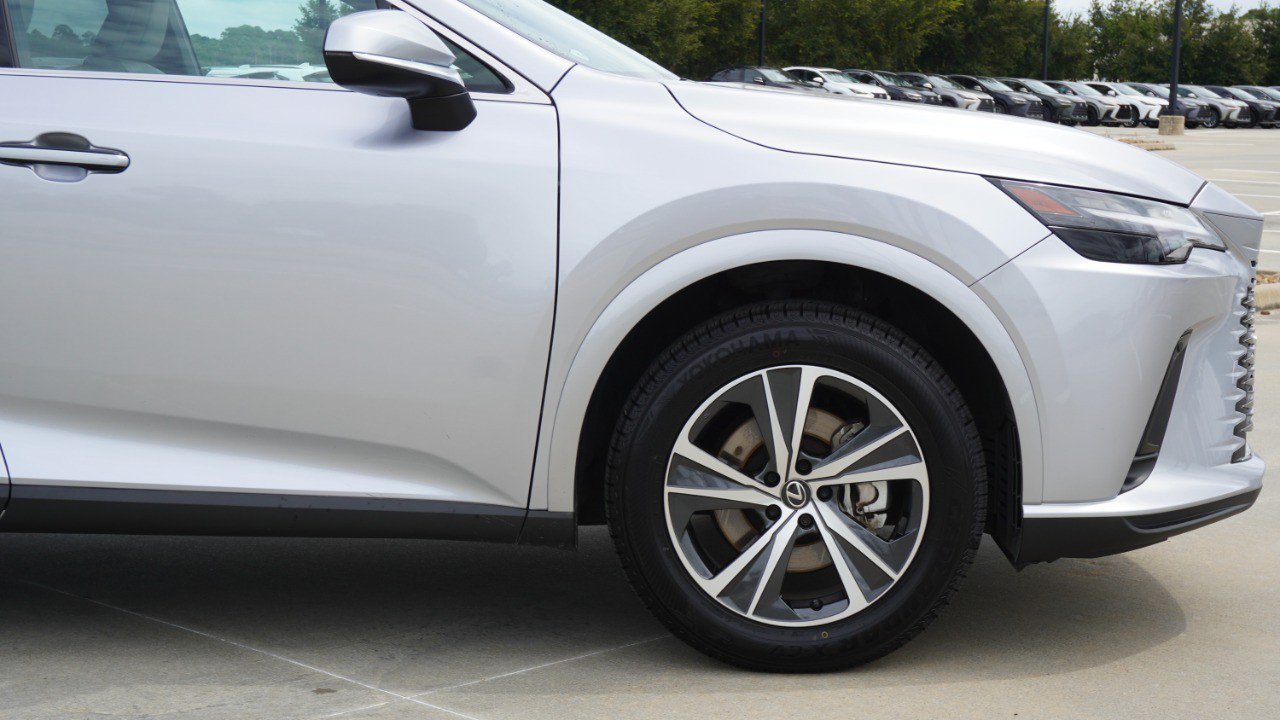 Certified 2024 Lexus RX 350 Premium w/ Accessory Package (Z1) FWD image 9