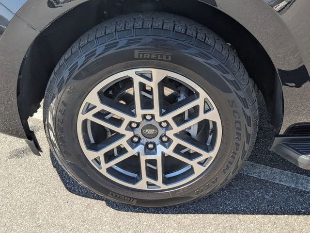 Certified 2025 Ford Expedition Max Active image 30