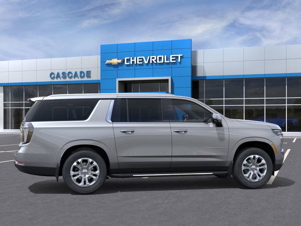 New 2026 Chevrolet Suburban LT image 5