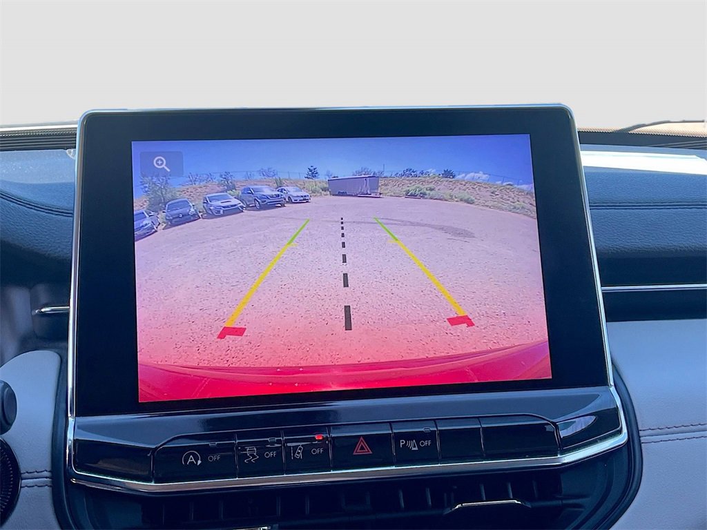 Used 2022 Jeep Compass Limited image 13