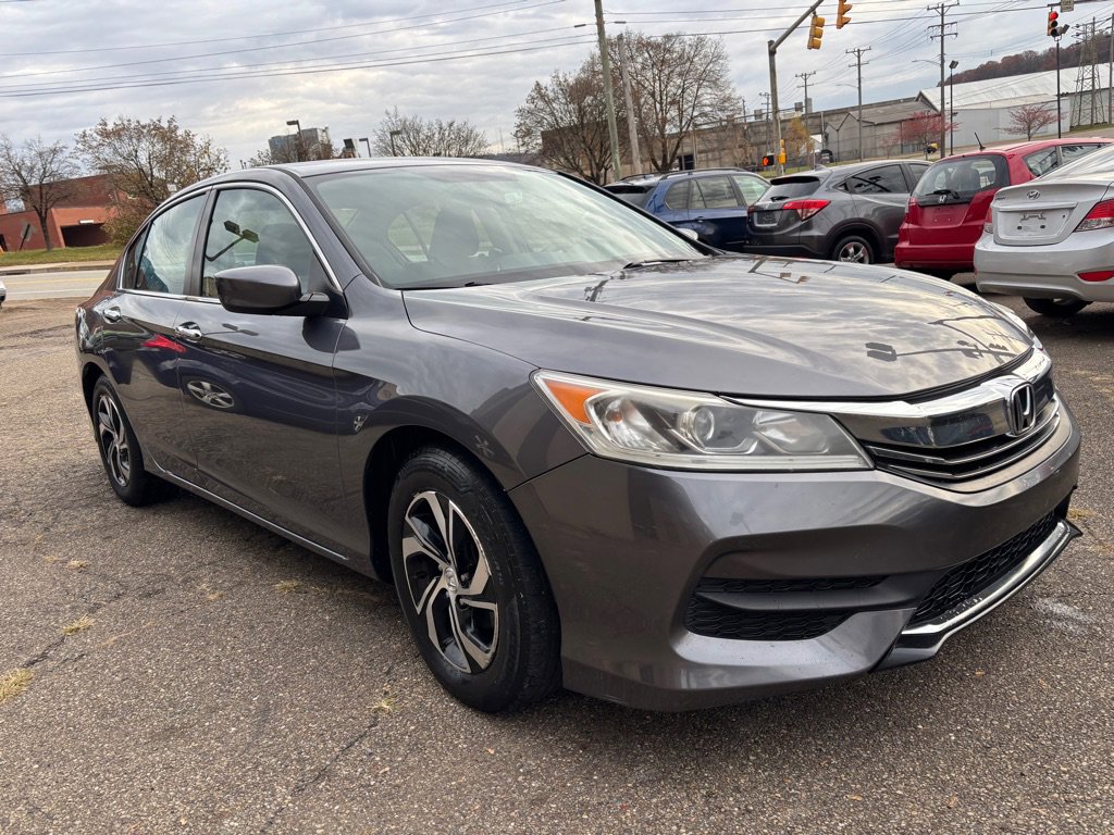 Used 2011 Subaru Outback 2.5i Limited image 25