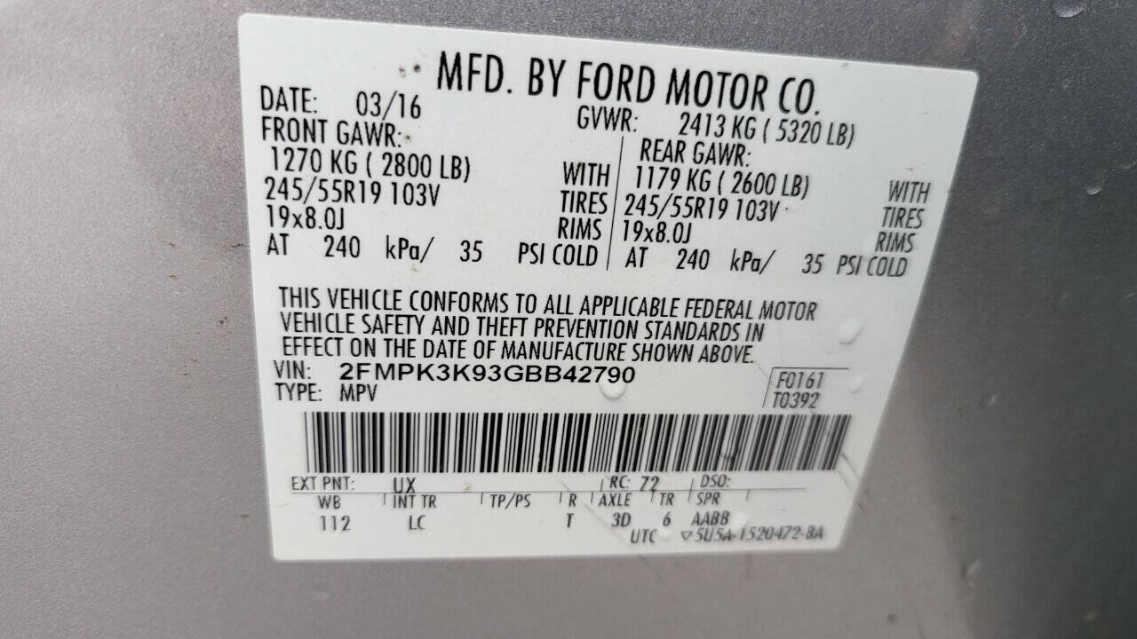 Used 2016 Ford Edge Titanium FWD image 38