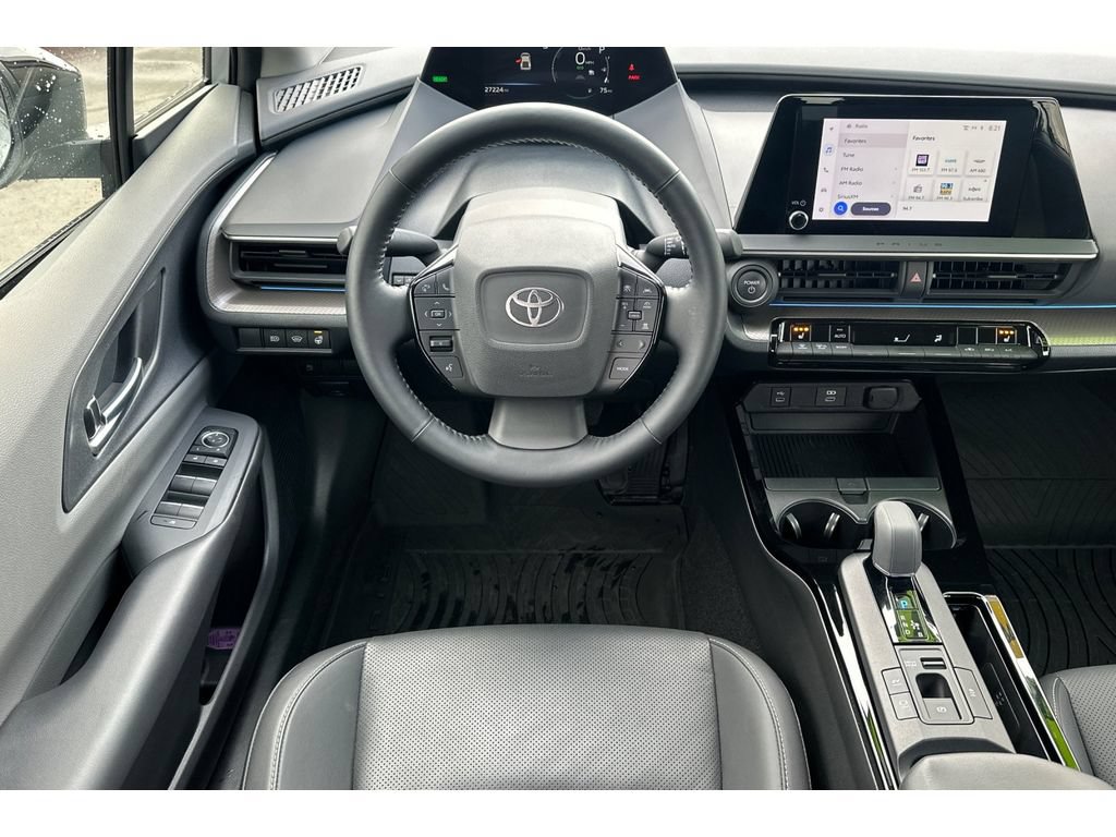Used 2023 Toyota Prius XLE AWD/4WD image 15
