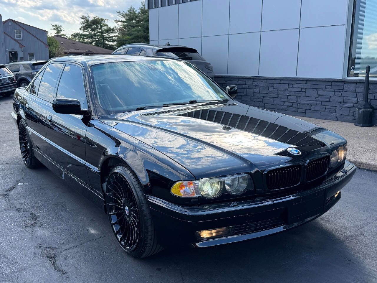 Used 2001 BMW 740i RWD image 10