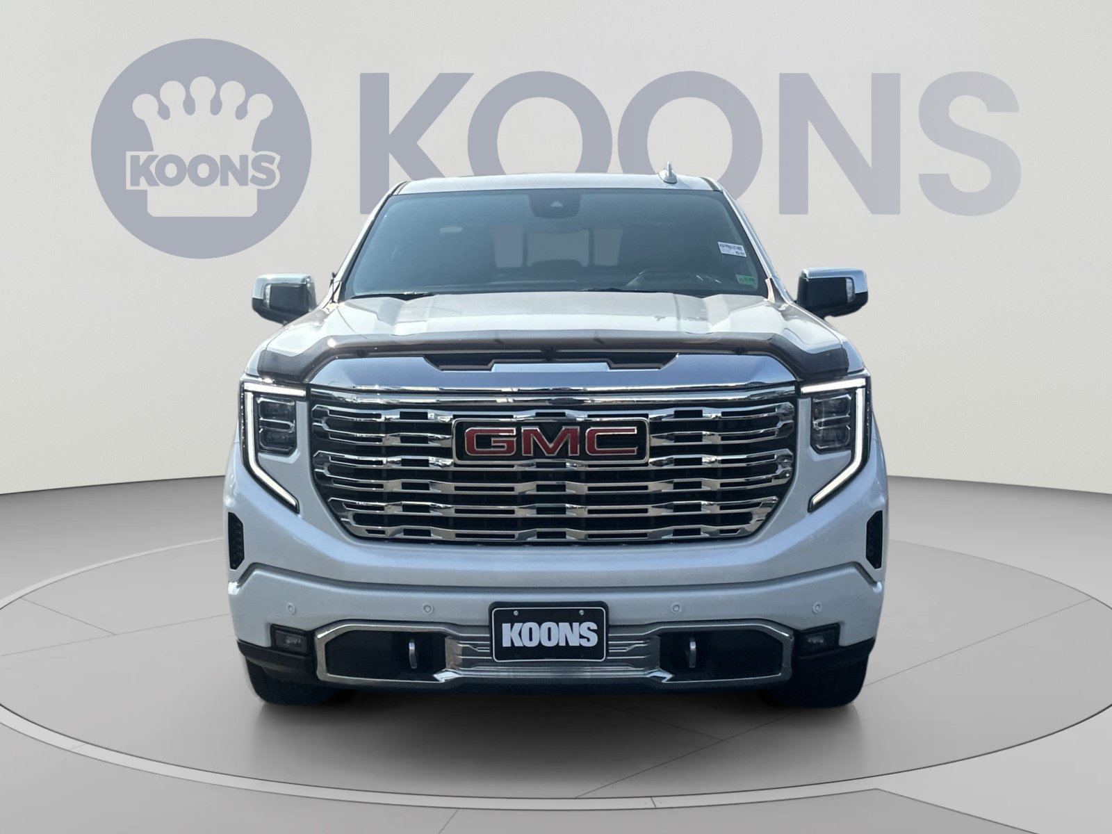 Used 2024 GMC Sierra 1500 Denali w/ Denali Reserve Package AWD/4WD image 4